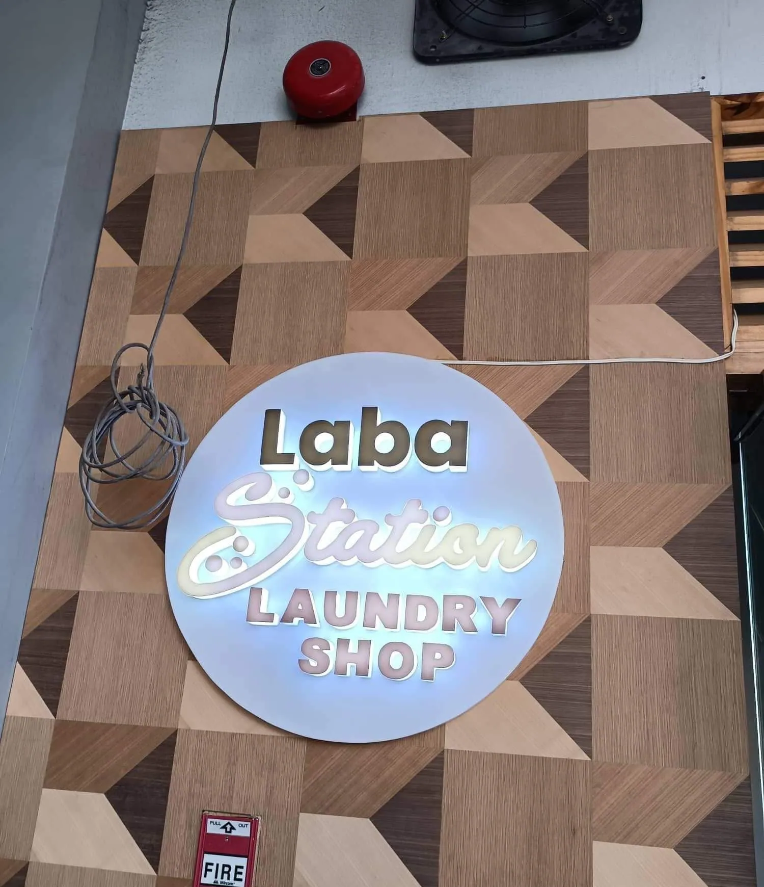 Laba Station Laundry Shop lighted sign, printed and installed by MCAV