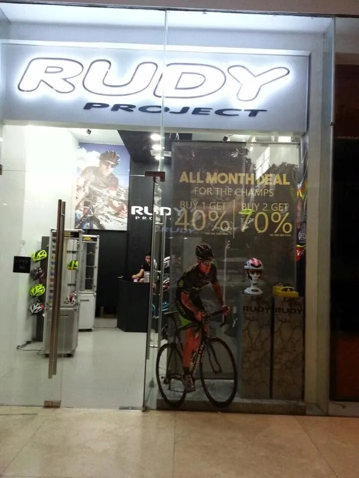 Rudy Project lighted sign, printed and installed by MCAV