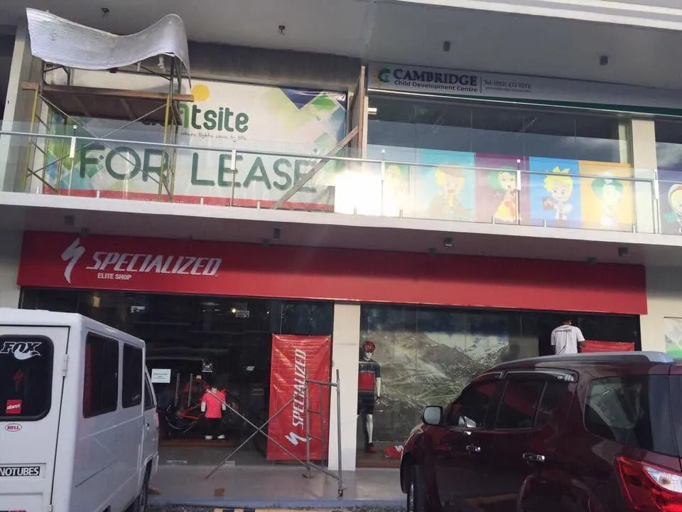 Specialized acrylic built-up letters, printed and installed by MCAV