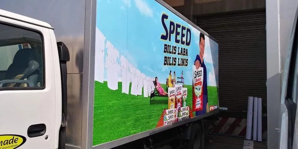 Speed vehicle wrap, printed and installed by MCAV