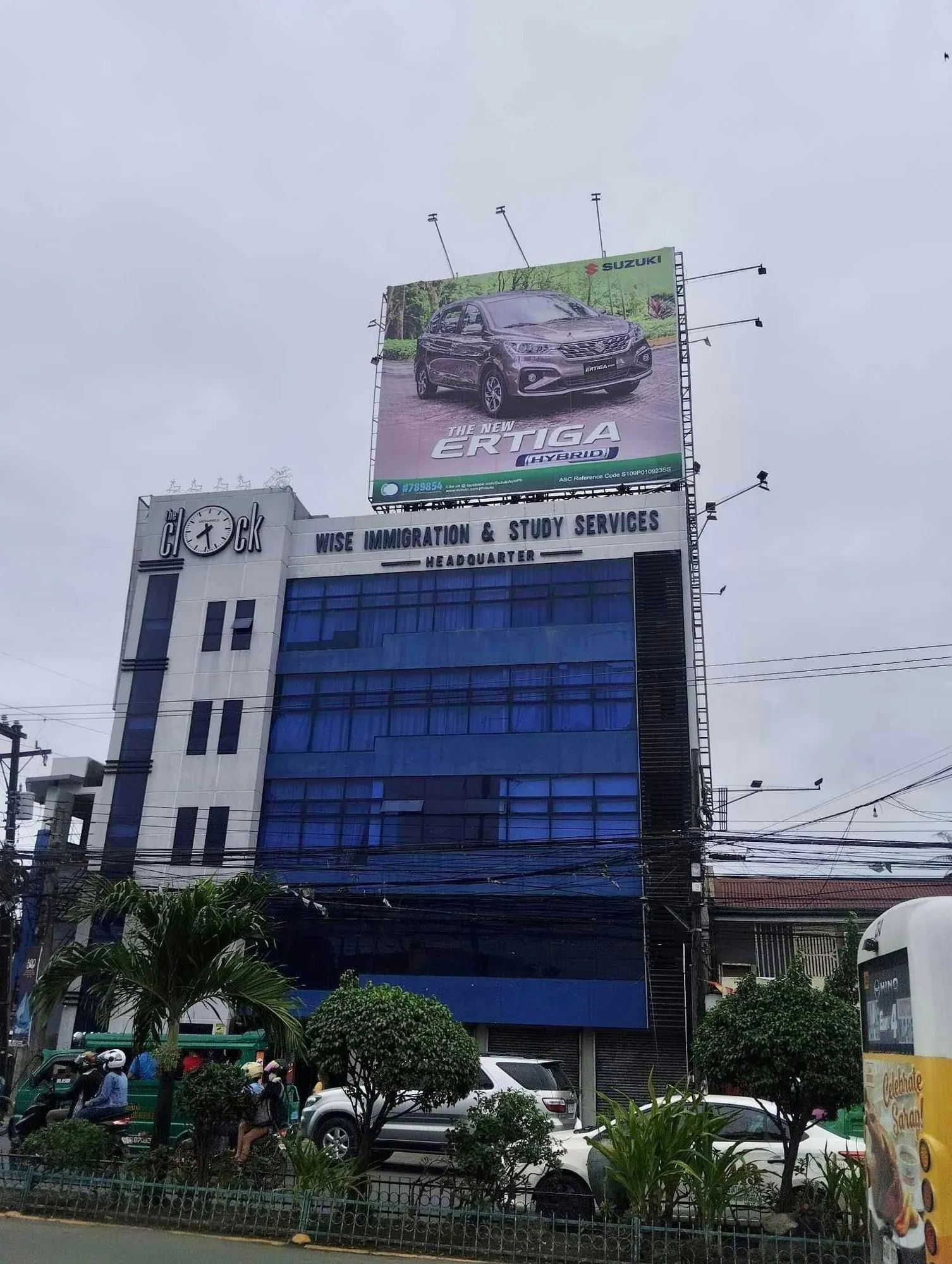 Suzuki billboard, printed and installed by MCAV