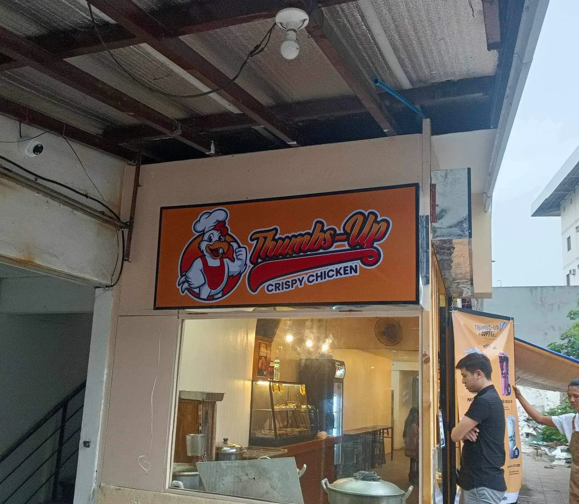 Thumbs-Up Crispy Chicken lighted sign, printed and installed by MCAV