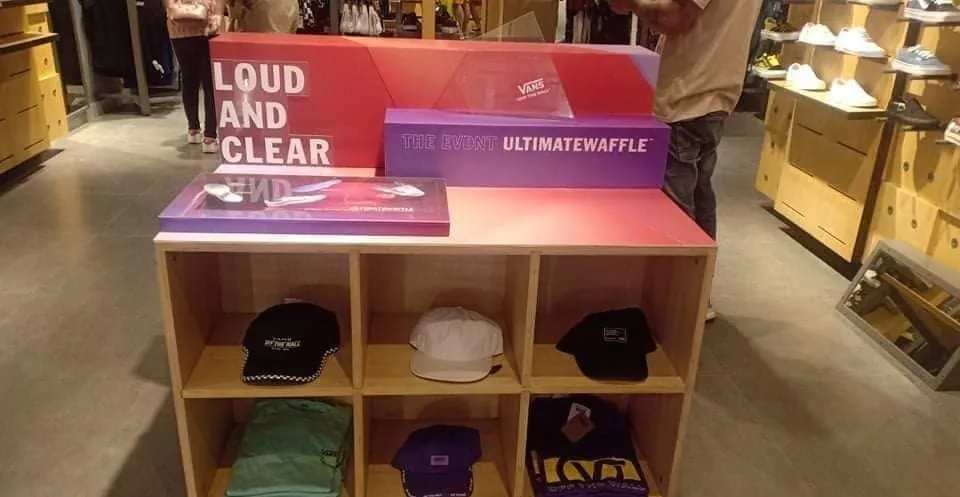 Vans sintra board display, printed and installed by MCAV
